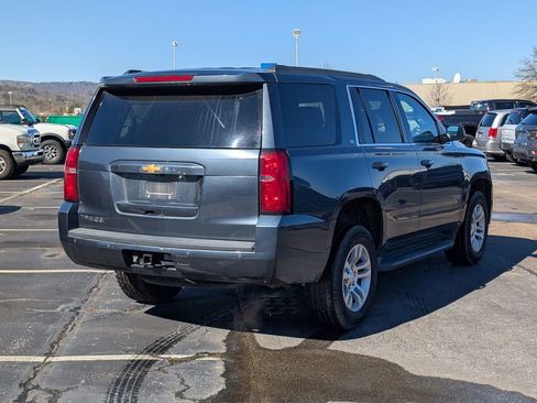 Used 2019 Chevrolet Tahoe LT image 3
