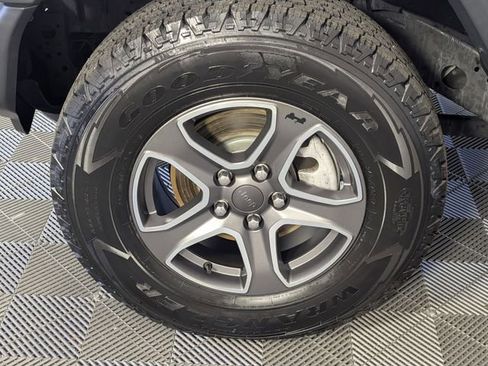 Used 2022 Jeep Wrangler Unlimited Sport AWD/4WD image 8