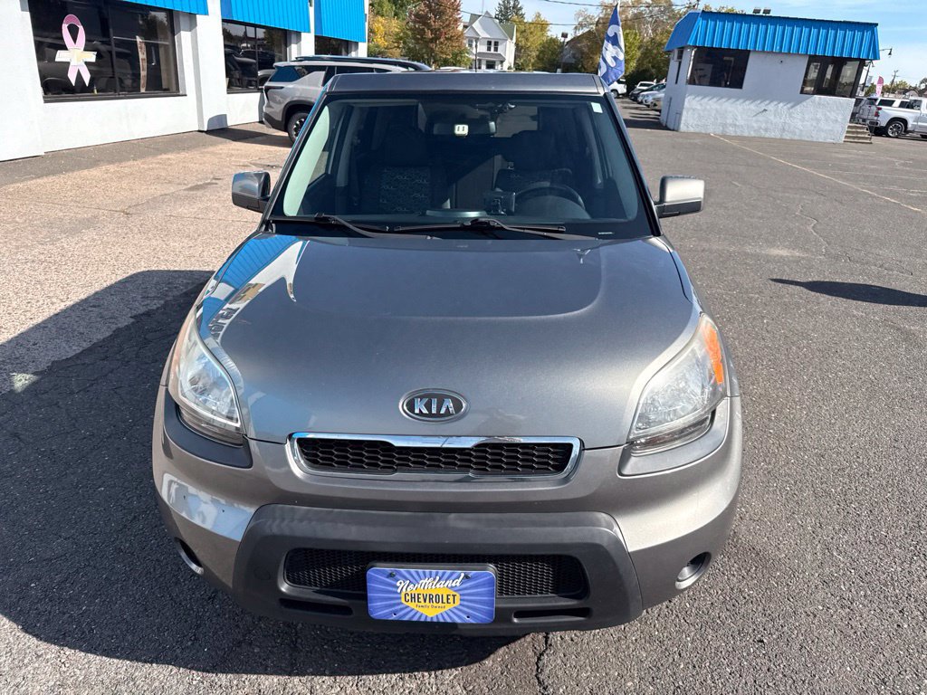 Used 2010 Kia Soul + FWD image 3