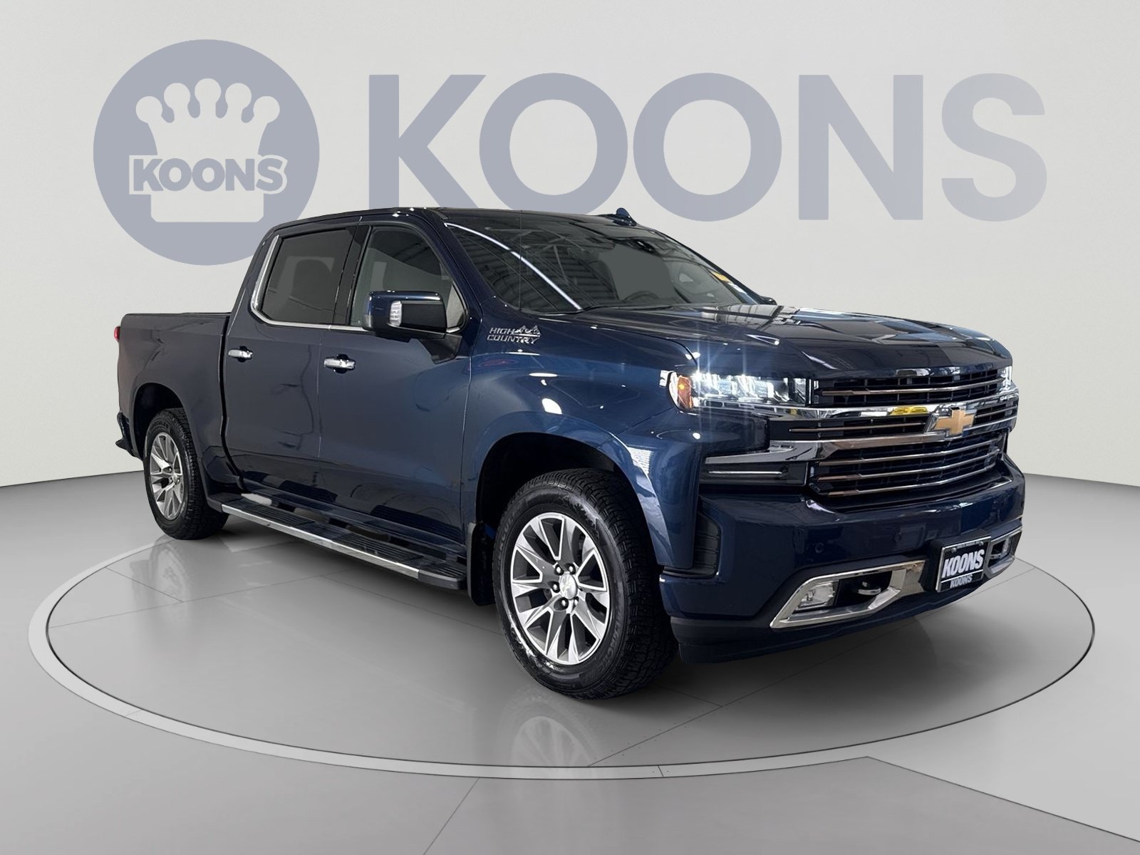 Used 2020 Chevrolet Silverado 1500 High Country w/ Technology Package AWD/4WD image 2