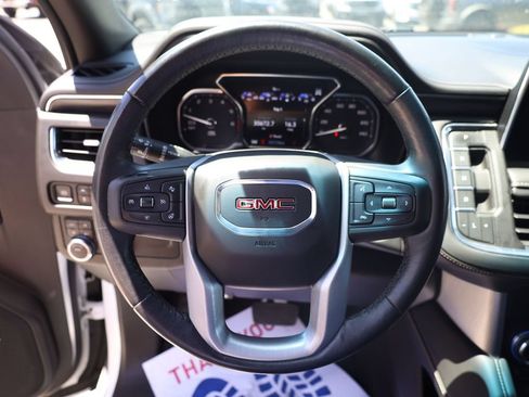 Used 2021 GMC Yukon SLT w/ SLT Premium Package AWD/4WD image 13