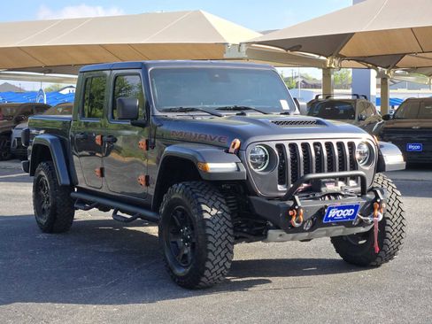 Used 2021 Jeep Gladiator Mojave image 3
