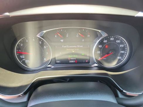 Used 2025 Chevrolet Blazer LT AWD/4WD image 19