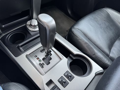 Used 2011 Toyota 4Runner Trail image 32