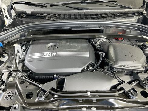 Used 2025 BMW X1 xDrive28i w/ M Sport Package AWD/4WD image 29