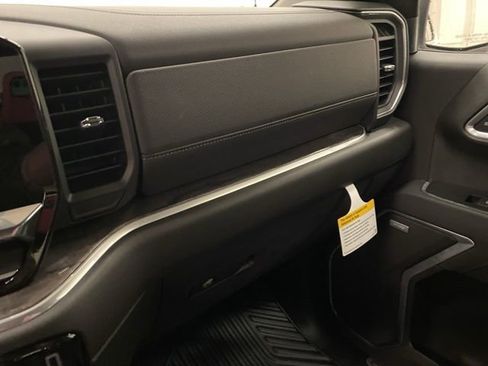 New 2026 Chevrolet Silverado 1500 LTZ w/ Z71 Off-Road Package image 21