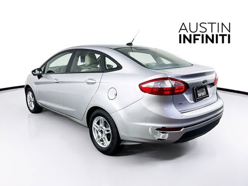 Used 2017 Ford Fiesta SE FWD image 5