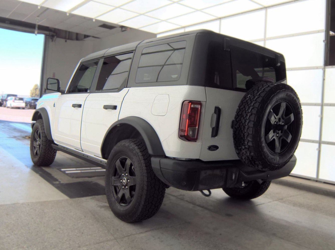 Used 2024 Ford Bronco Black Diamond AWD/4WD image 6
