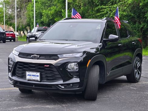 Certified 2023 Chevrolet TrailBlazer RS w/ Sun and Liftgate Package AWD/4WD image 5