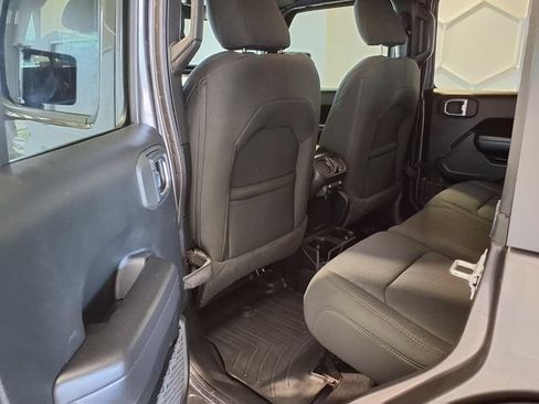 Used 2021 Jeep Wrangler Unlimited Sport AWD/4WD image 16
