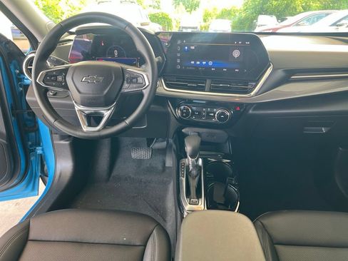 Used 2025 Chevrolet Trax ACTIV w/ Driver Confidence Package FWD image 16