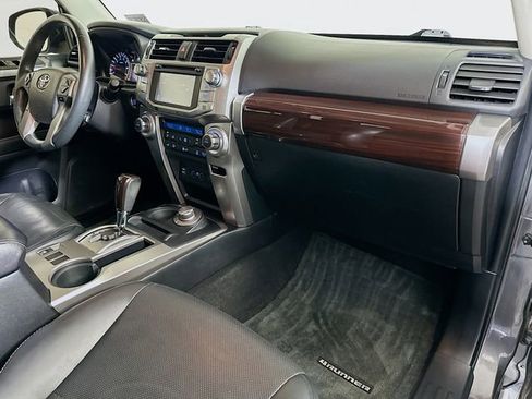 Used 2016 Toyota 4Runner Limited image 29