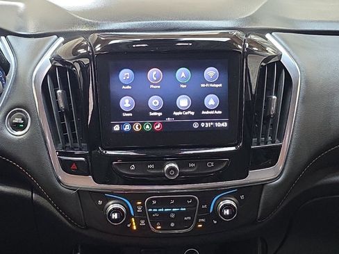 Used 2020 Chevrolet Traverse Premier image 23