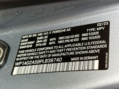 Used 2023 Porsche Macan S AWD/4WD image 39