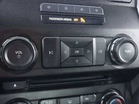 Used 2016 Ford F150 XLT image 24