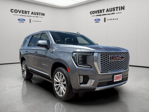 Used 2021 GMC Yukon Denali w/ Denali Premium Package AWD/4WD image 7