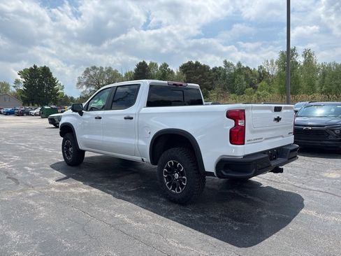 New 2026 Chevrolet Silverado 1500 ZR2 AWD/4WD image 9
