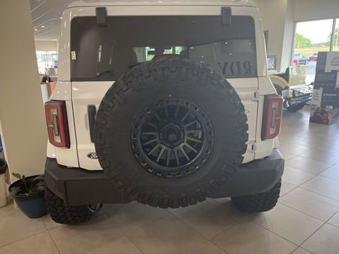 New 2026 Ford Bronco Outer Banks AWD/4WD image 4