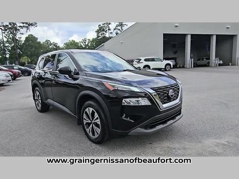 Used 2023 Nissan Rogue SV FWD image 18