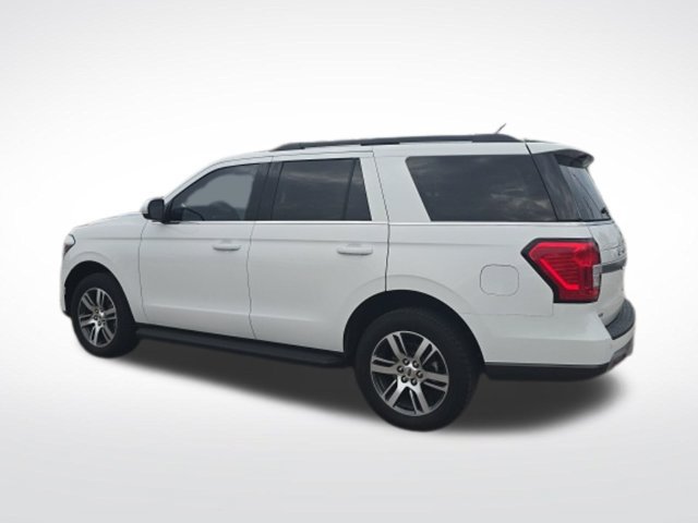 Used 2024 Ford Expedition XLT RWD image 5