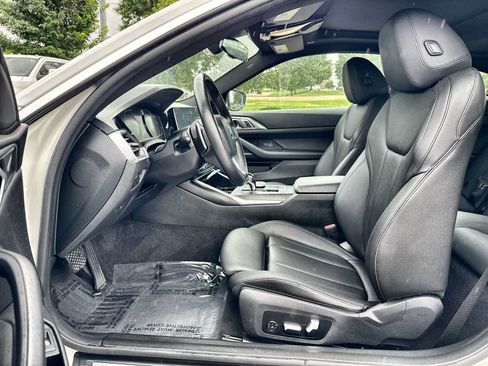 Used 2021 BMW 430i Coupe w/ Convenience Package RWD image 2