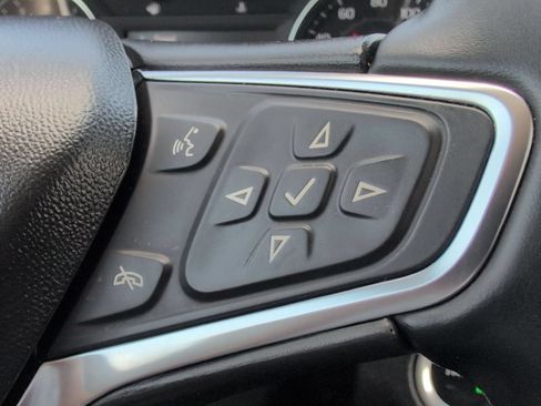 Used 2024 Chevrolet Equinox LT AWD/4WD image 14