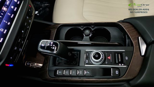 Used 2023 Maserati Levante GT AWD/4WD image 68