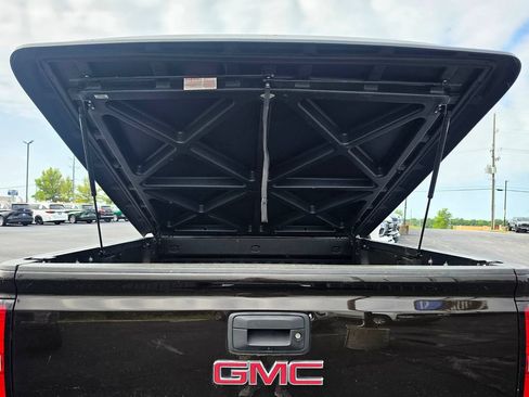 Used 2018 GMC Sierra 1500 SLE w/ SLE Value Package RWD image 7