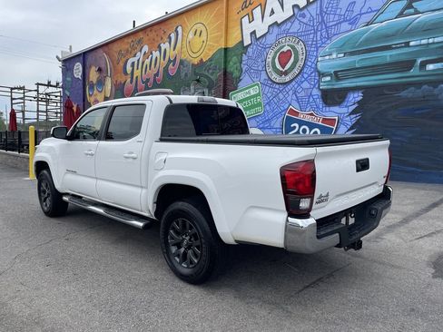 Certified 2023 Toyota Tacoma SR5 AWD/4WD image 3