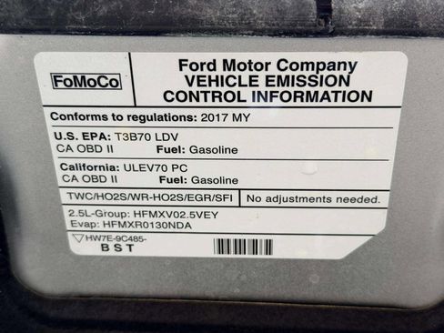 Used 2017 Ford Fusion SE w/ Fusion SE Technology Package FWD image 15