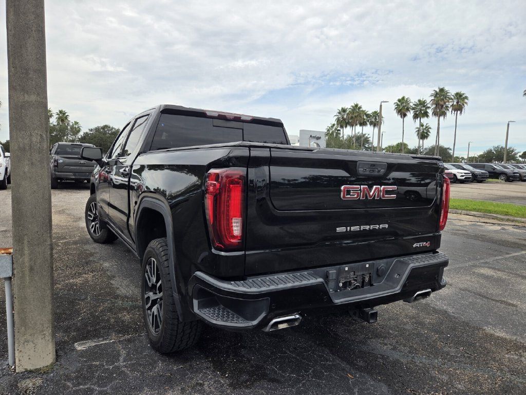 Used 2021 GMC Sierra 1500 AT4 w/ AT4 Value Package AWD/4WD image 4