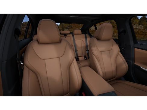 New 2026 BMW 330i xDrive Sedan AWD/4WD image 11