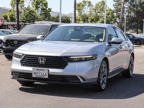 Certified 2024 Honda Accord EX image 3