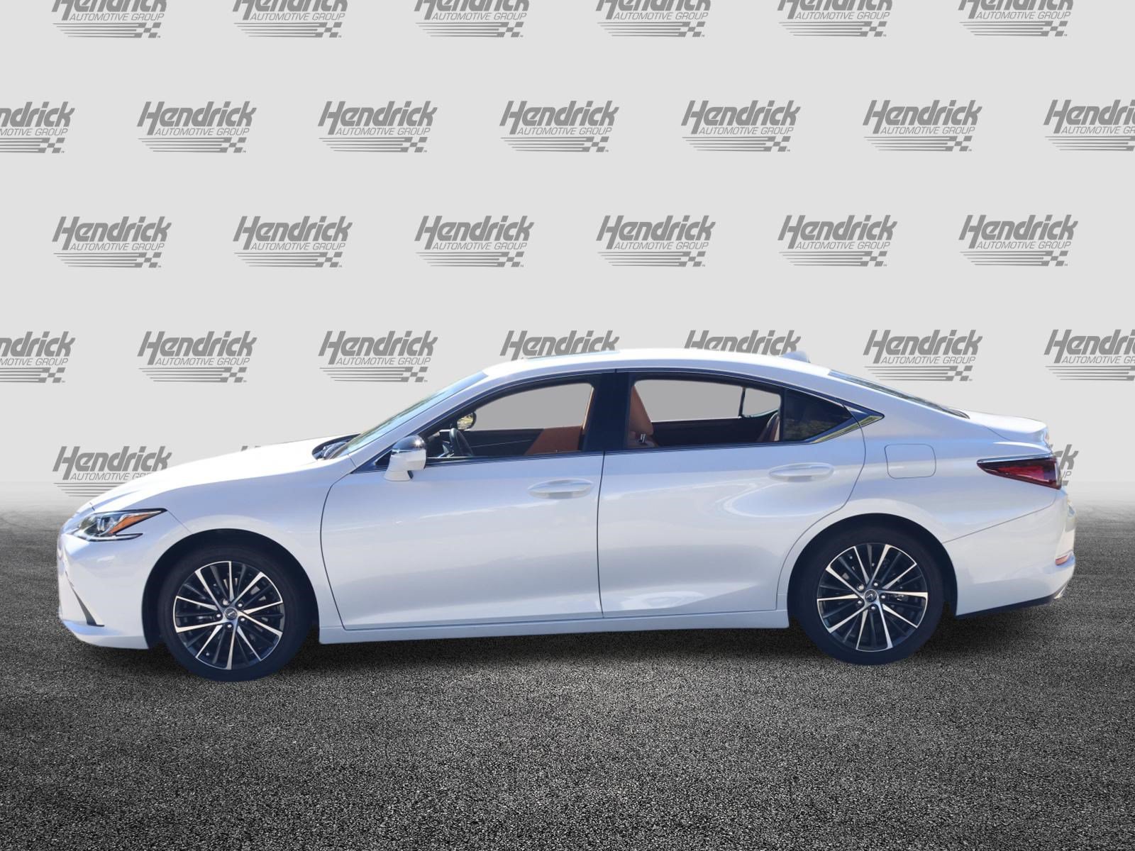 Used 2024 Lexus ES 350 w/ Premium Package FWD image 6