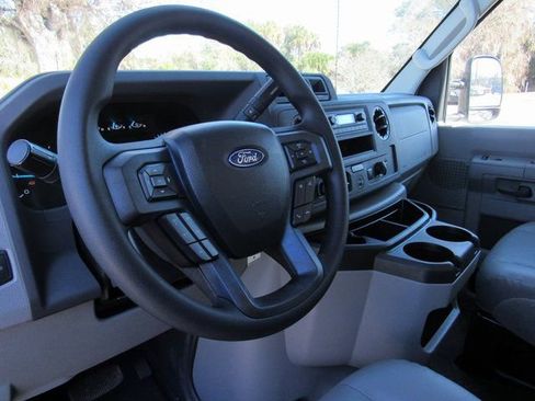 Used 2023 Ford E-350 and Econoline 350 Super Duty w/ Power Windows & Locks Group image 15