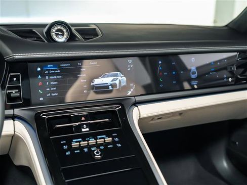 New 2026 Porsche Panamera Turbo image 26