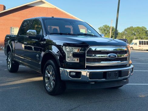 Used 2017 Ford F150 King Ranch w/ Equipment Group 601A Luxury AWD/4WD image 8