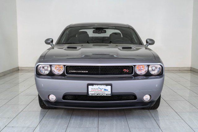 Used 2013 Dodge Challenger R/T RWD image 3