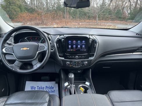 Used 2020 Chevrolet Traverse LT w/ LT Premium Package image 22