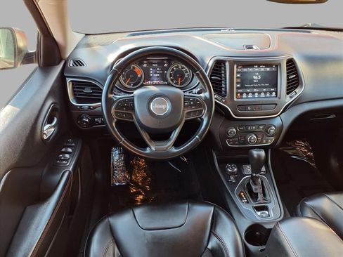 Used 2020 Jeep Cherokee Trailhawk w/ Cold Weather Group image 4