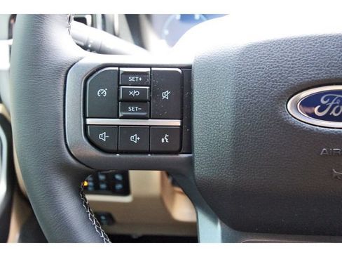 Used 2026 Ford F350 Lariat w/ Chrome Package AWD/4WD image 18