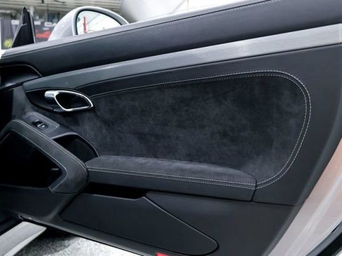 Used 2018 Porsche 911 GT3 image 33