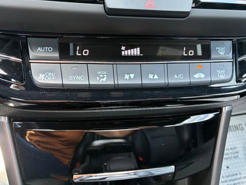 Used 2017 Honda Accord Sport Special Edition image 15