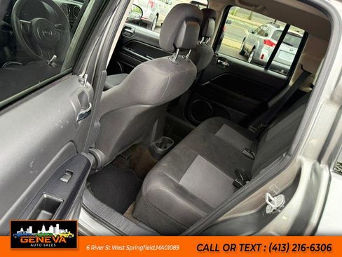 Used 2013 Jeep Compass Sport FWD image 11