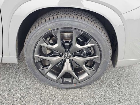 Certified 2024 Lexus TX 500h AWD w/ Technology Package image 10