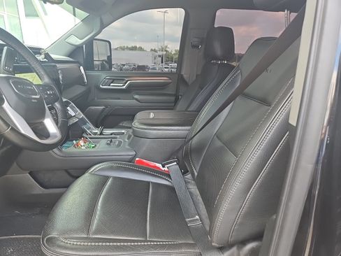 Used 2024 GMC Sierra 2500 Denali w/ Denali Reserve Package AWD/4WD image 26