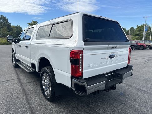 Used 2023 Ford F250 Lariat w/ Chrome Package AWD/4WD image 5