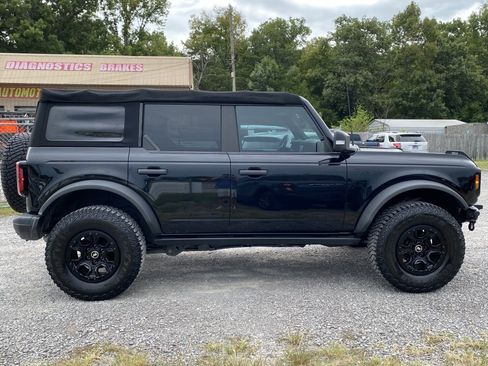 Used 2022 Ford Bronco Badlands AWD/4WD image 4