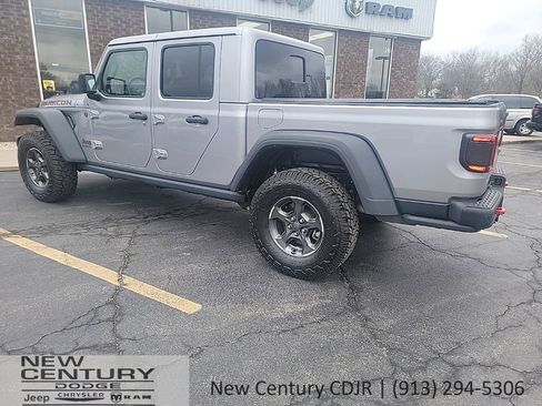 Used 2020 Jeep Gladiator Rubicon AWD/4WD image 3