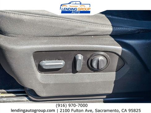 Used 2022 Chevrolet Silverado 1500 LT w/ Safety Package AWD/4WD image 20